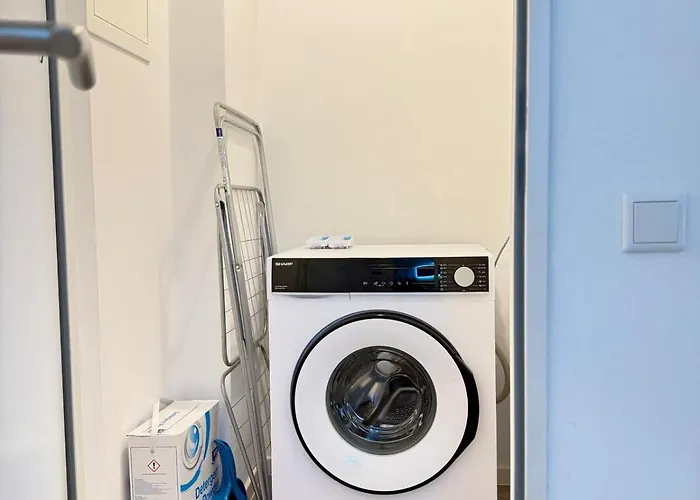 Perfect For Fans And Family Γκελσενκίρτσεν